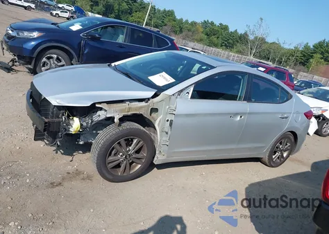 2018 Hyundai Elantra Value Edition z USA, uszkodzony, nr VIN 5NPD84LF0JH277415